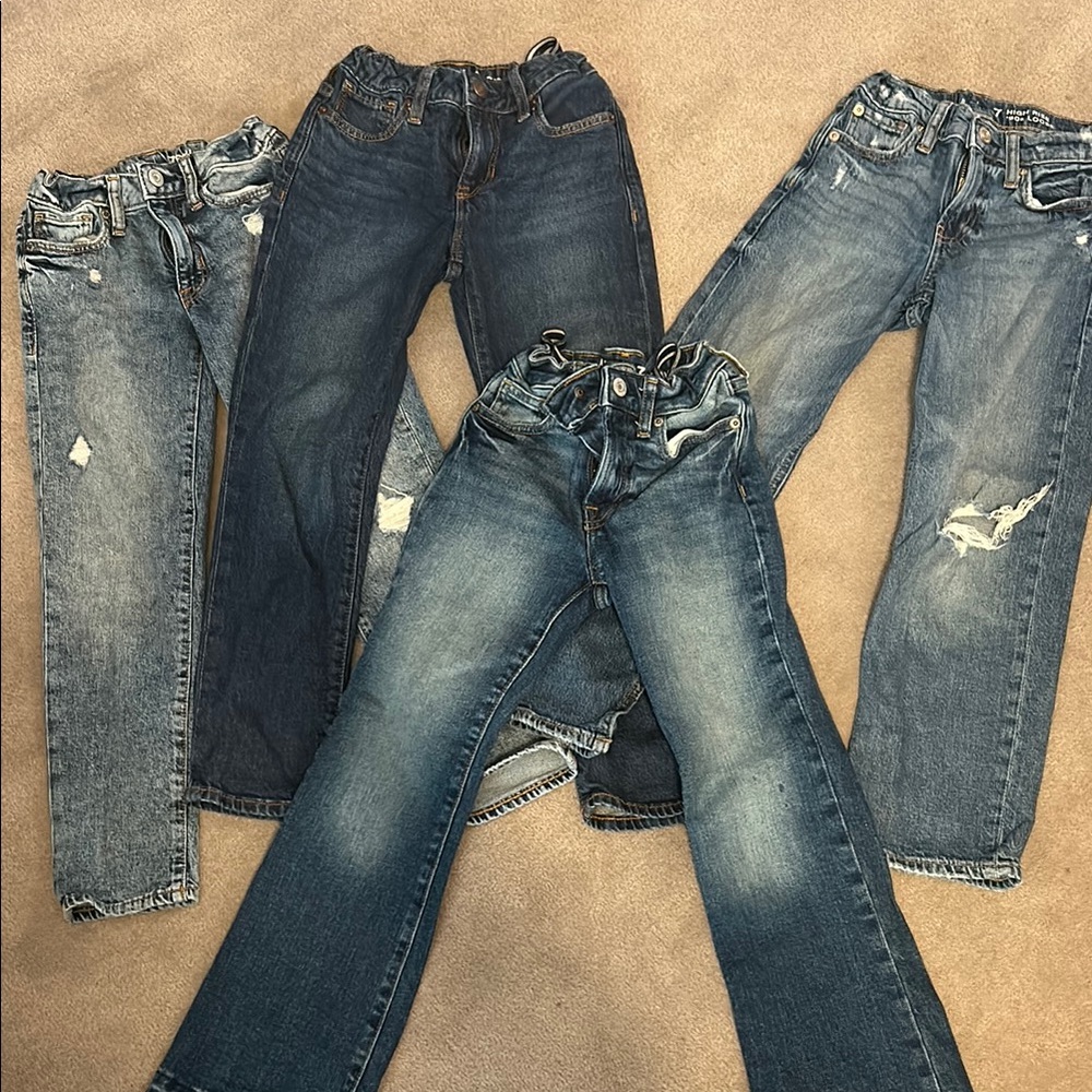 GAP Blue Jeans Classic Style Distressed Design